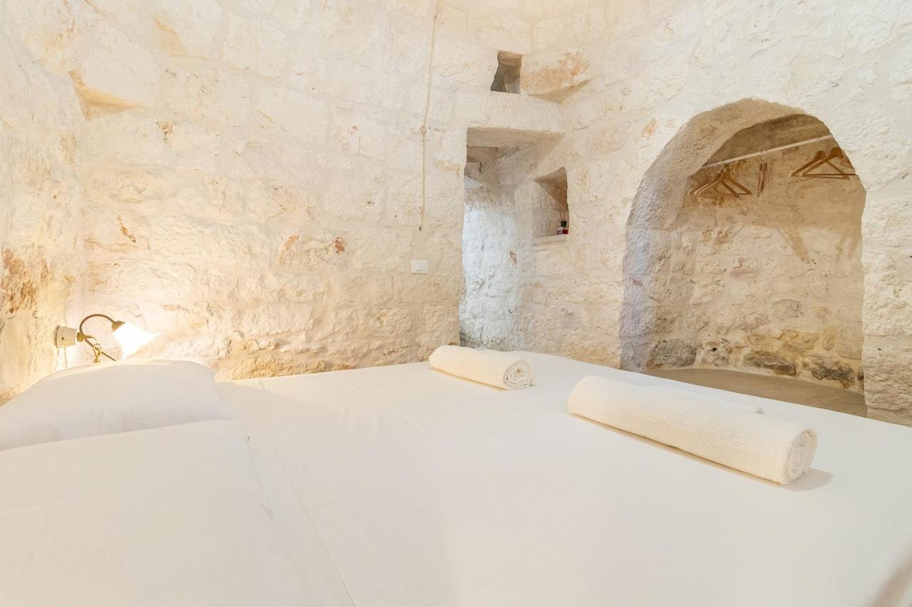 Trullo Carsico By Itriahomes Ceglie Messapica Exteriör bild