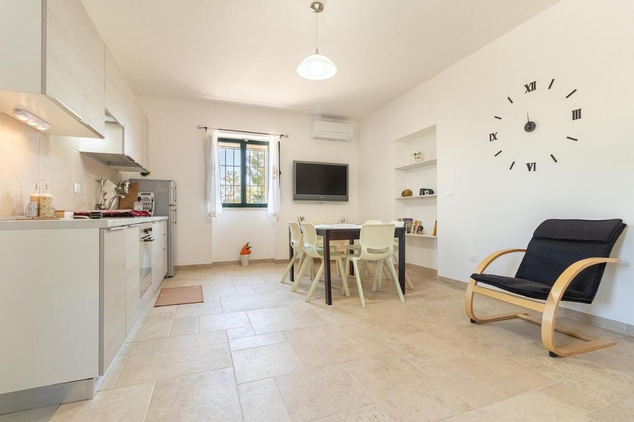 Trullo Carsico By Itriahomes Ceglie Messapica Exteriör bild