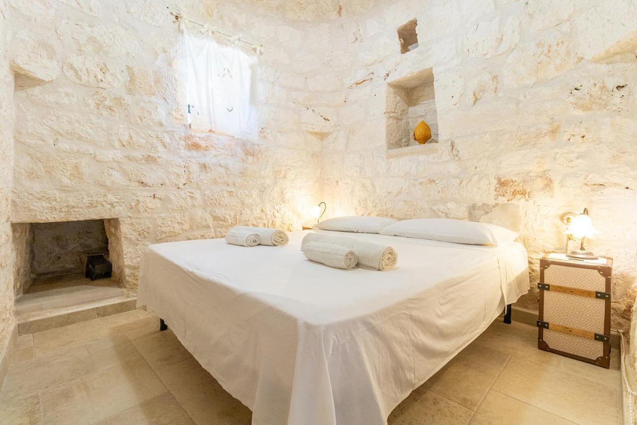 Trullo Carsico By Itriahomes Ceglie Messapica Exteriör bild