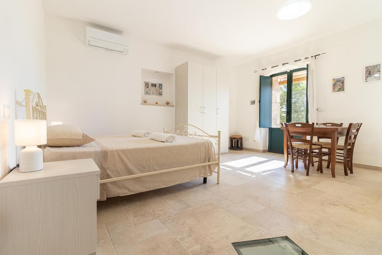 Trullo Carsico By Itriahomes Ceglie Messapica Exteriör bild